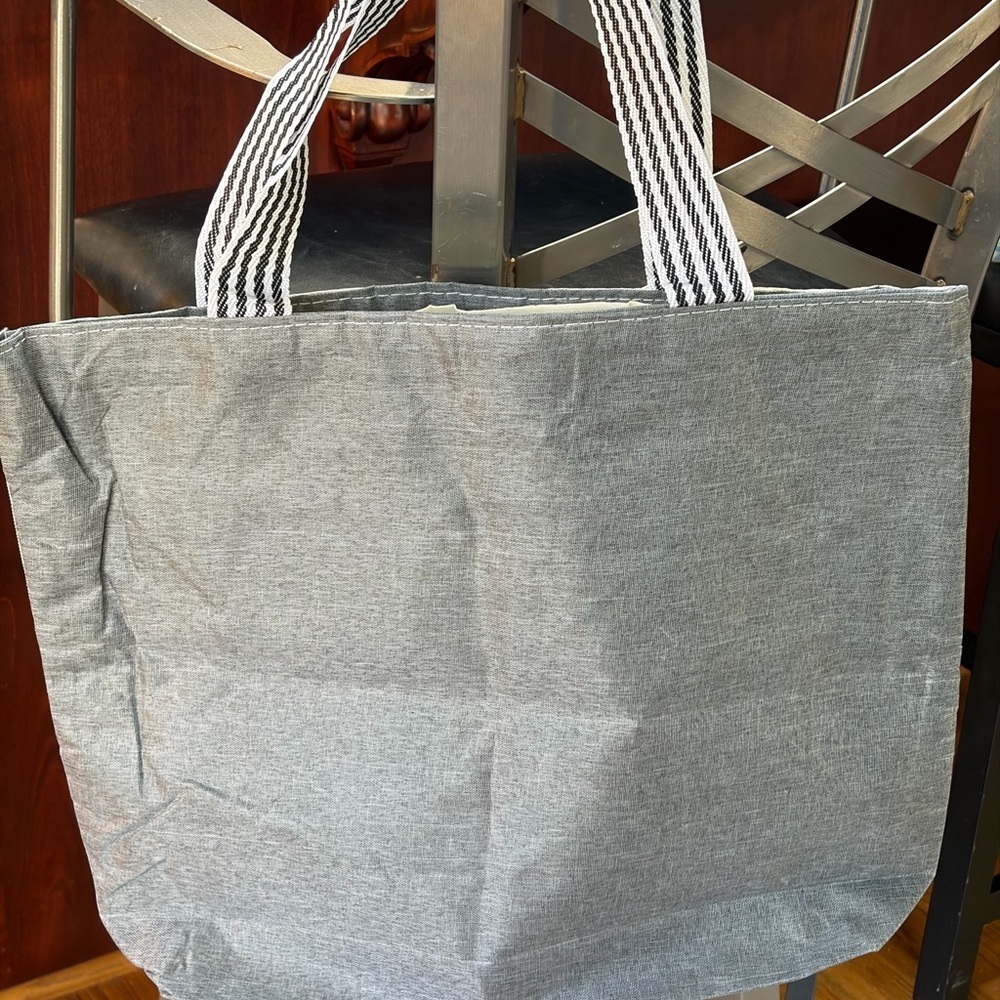 Labubu The Monsters Tote Bag - Picture 3 of 5